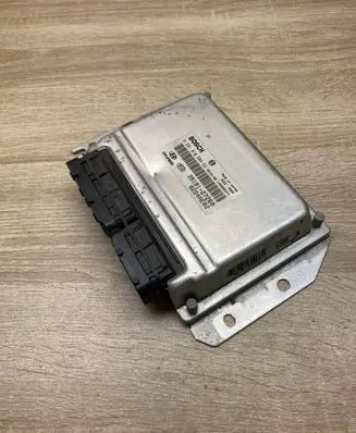 Hyundai ix35 Engine control unit/module ECU 3910127260 0281010584