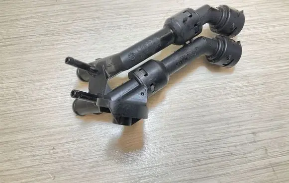 Audi Q5 SQ5 Engine coolant pipe/hose 04L122157AC