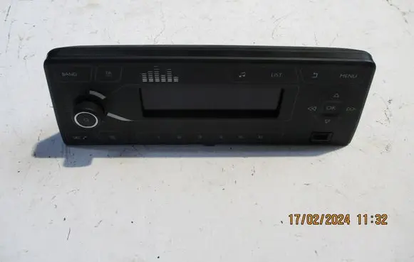 Peugeot Rifter Radio/CD/DVD/GPS head unit 4390160113