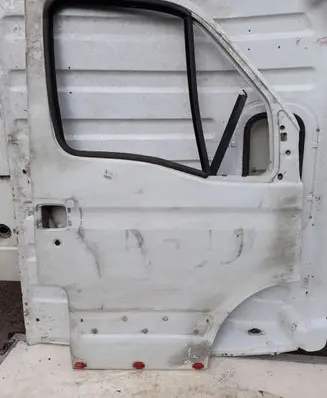 Iveco Daily 3rd gen Front door 99460120