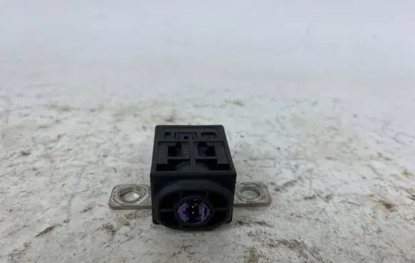 Audi A8 S8 D4 4H Battery relay fuse 4F0915519
