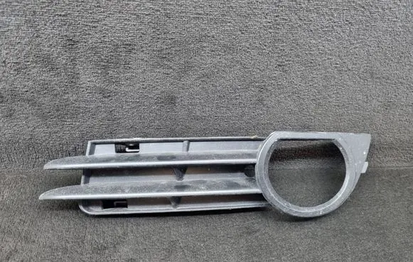 Front bumper lower grill