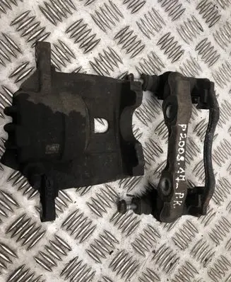 Peugeot 2008 I Front brake caliper