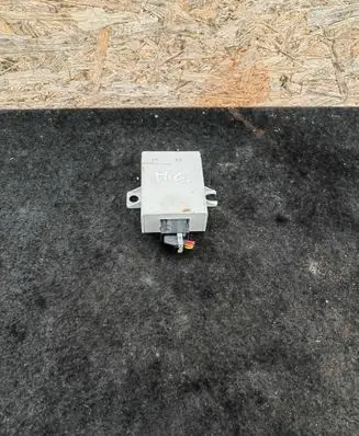 Mini Cooper Coupe R58 Wing mirror control module 9177975