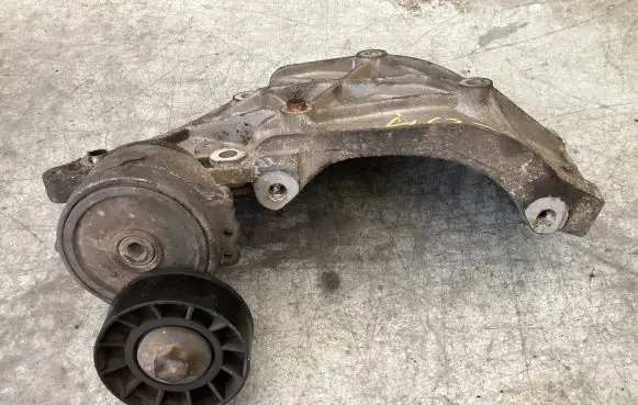 Peugeot 407 Generator/alternator bracket 9650034280 21F4CB