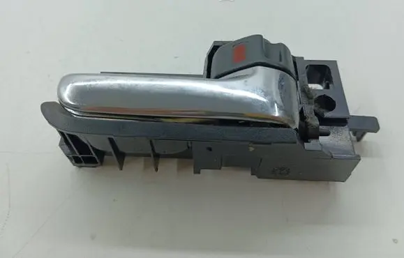 Toyota Avensis T250 Front door interior handle