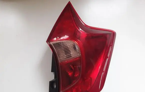 Nissan Note (E12) Rear/tail lights L90040288