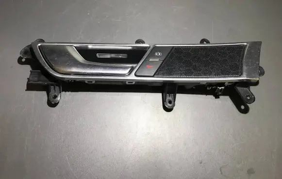 Audi A6 S6 C6 4F Front door interior handle 4F0837019C