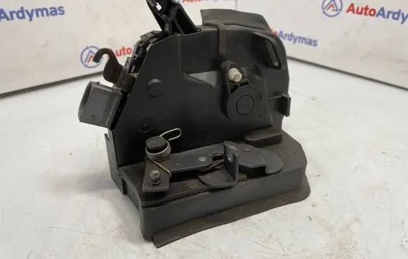 BMW X5 E53 Rear door lock 8402601 51228402601