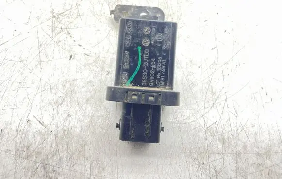 KIA Sportage Glow plug pre-heat relay 368302UTL0