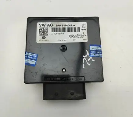 Volkswagen Caddy Current control relay 3AA919041A