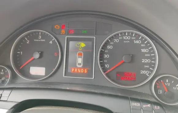 Audi A4 S4 B7 8E 8H Speedometer (instrument cluster) 8e0920931b