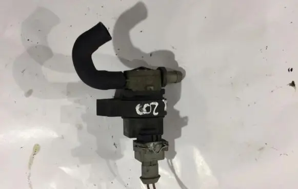 Mercedes-Benz CLK A208 C208 Turbo solenoid valve 0004701693