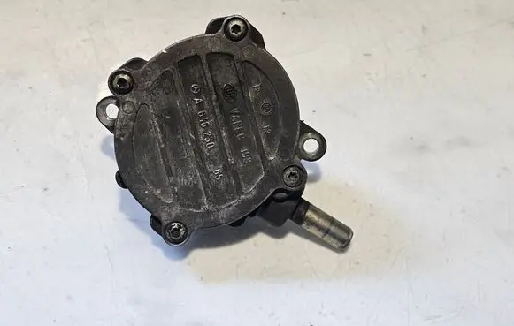 Mercedes-Benz Vito Viano W639 Vacuum pump A6462300165