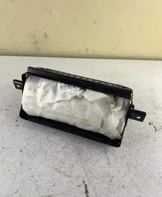 Nissan Micra Passenger airbag PB40017020 LBNISSANMM 418232601537