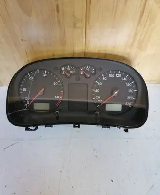 Volkswagen Golf IV Speedometer (instrument cluster) 1036045007