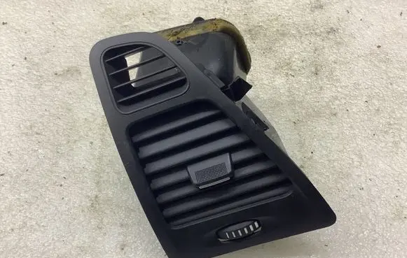 Renault Laguna III Dashboard side air vent grill/cover trim 9606