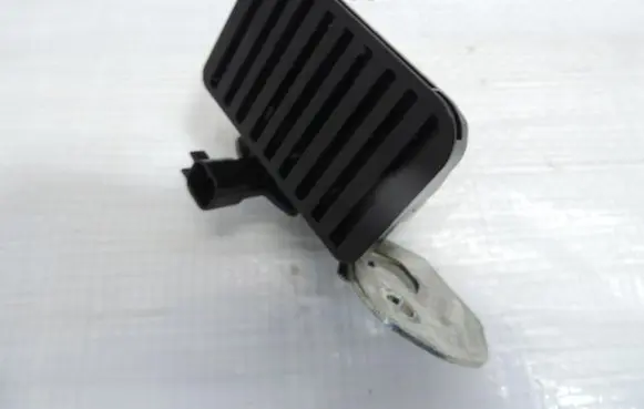 Ford Focus Horn signal F1ET-13802-AC