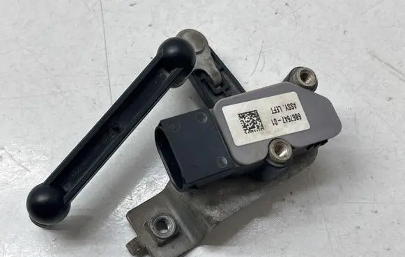 BMW X5 F15 Headlight/headlamp level sensor 6867646 10172401233 2261401821