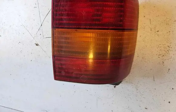 Volkswagen PASSAT B4 Rear/tail lights 3A9945111