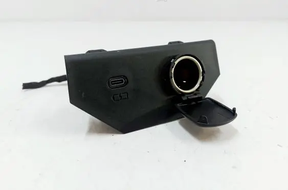 Toyota C-HR II USB socket connector 58821F4030