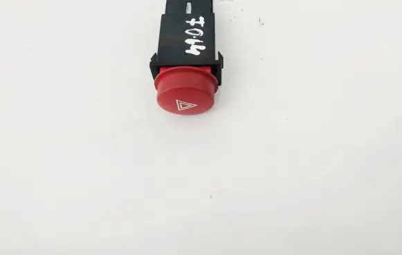 Hyundai Getz Hazard light switch