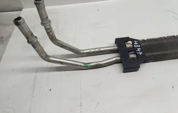 Porsche Cayenne (92A) Power steering radiator 7P0422885B W8212001
