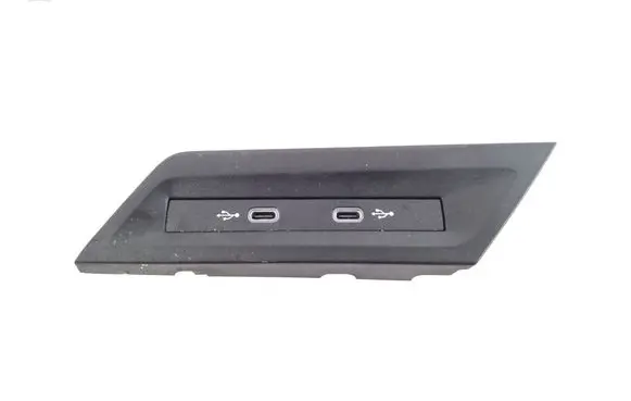Volkswagen PASSAT B9 USB socket connector 5NA035700
