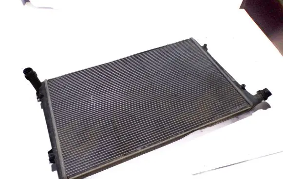 Volkswagen Caddy Coolant radiator 3C0121253S