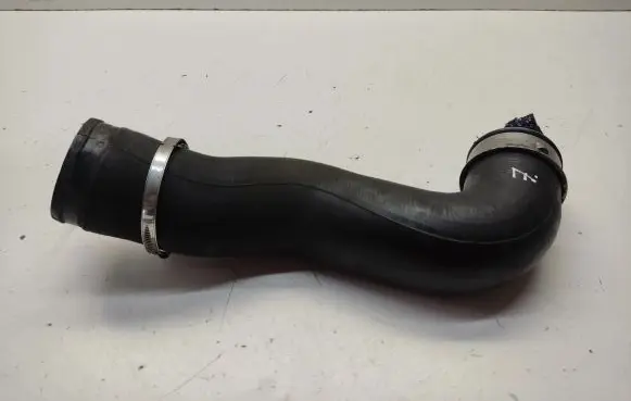 Mercedes-Benz ML W164 Intercooler hose/pipe A1645280382