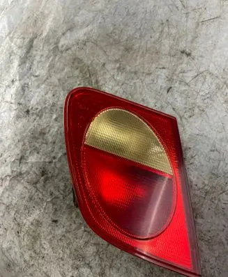 Mercedes-Benz E W210 Tailgate rear/tail lights A2108201164