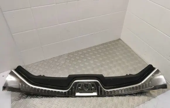 Volvo V60 Trunk/boot sill cover protection 31307738