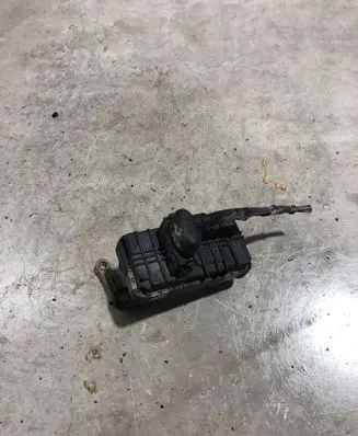 BMW 3 F30 F35 F31 Turbine electric control actuator 797863 7978630047