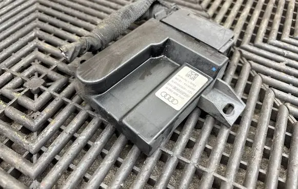 Audi A8 S8 D4 4H Fuel injection pump control unit/module 4H0906093H 140505300876