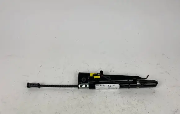 Audi Q7 4M Seat belt warning relay 4M0857620A