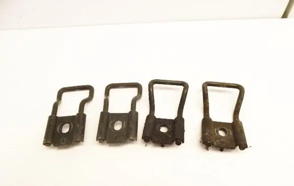 Renault Kangoo I Front door lock loop/hook striker 