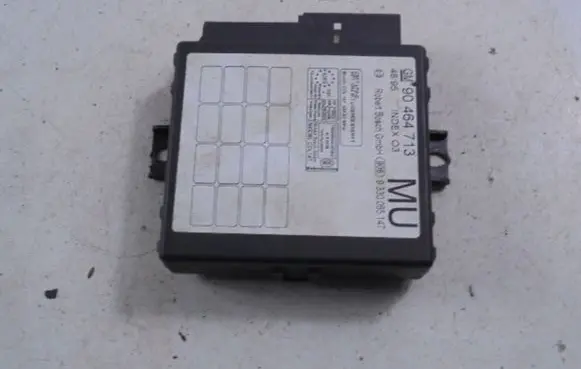 Opel Vectra B Central body control module 90464713