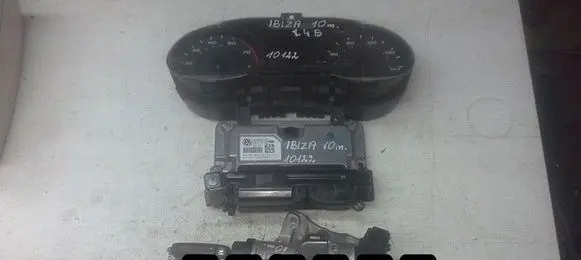 Seat Ibiza IV (6J,6P) Engine control unit/module 03C906024CD