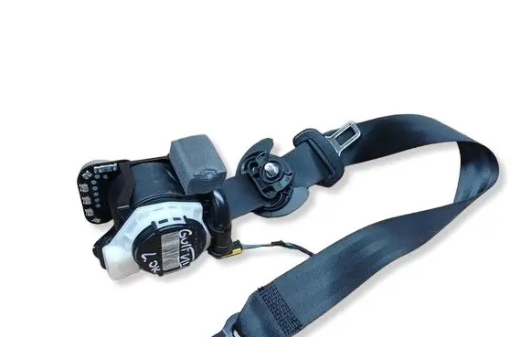 Volkswagen Golf VII Front seatbelt 5G4857705B
