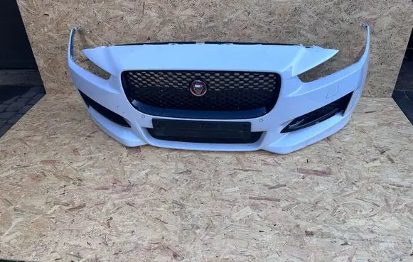 Jaguar XE Front bumper 