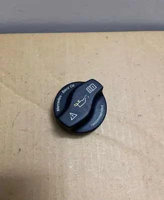 Mercedes-Benz GLE (W166 - C292) Oil filler cap A0000101685