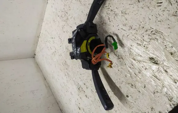 Volvo S40 Indicator stalk T0865124