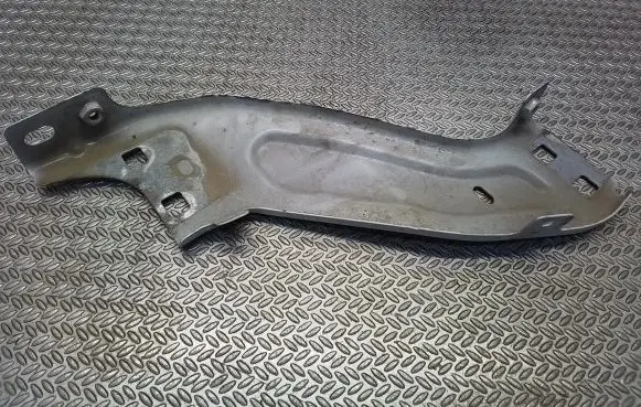 Citroen Berlingo Headlight/headlamp mounting bracket
