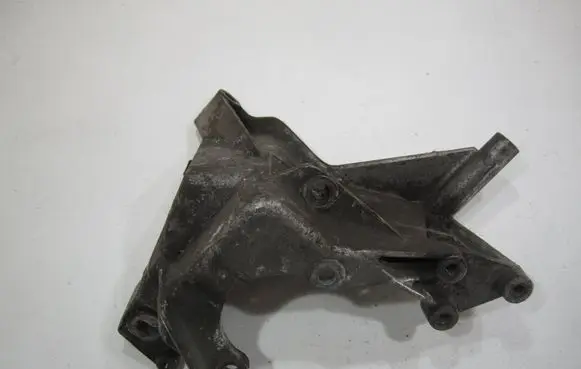 Audi 100 S4 C4 Power steering pump mounting bracket 054145523B