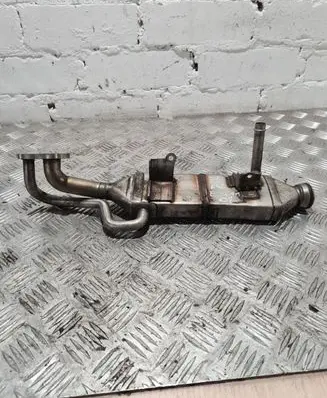 Mercedes-Benz E W211 EGR valve cooler 16421400175