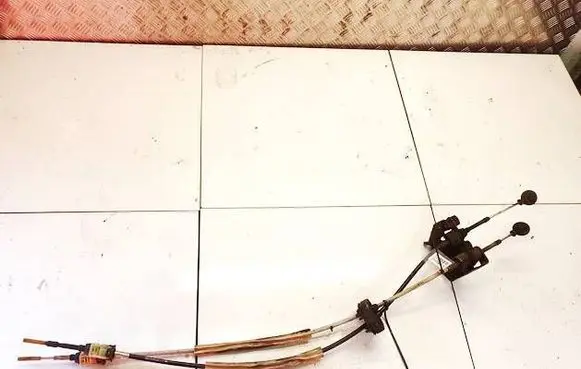 Saab 9-3 Ver2 Gear shift cable linkage 55557395 5555739510R