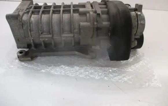 Volkswagen Golf V Supercharger 03C145601E 03C276 BMY