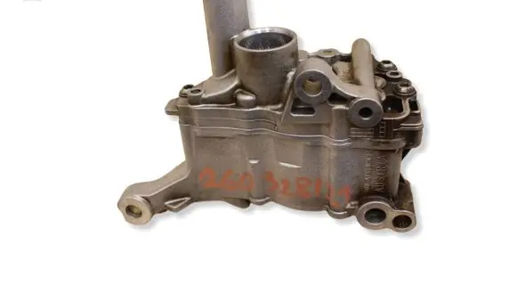 BMW 5 E60 E61 Oil pump 7560250
