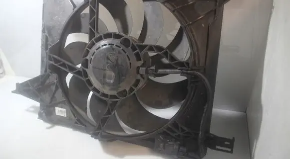 Nissan Qashqai Air conditioning (A/C) fan (condenser) 