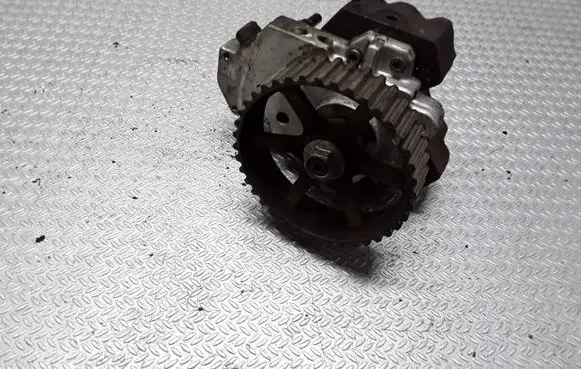 Renault Laguna II Fuel injection high pressure pump 0445010075 8200108225